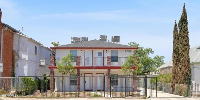 Building Photo - 1107 Myrtle Ave Unit B