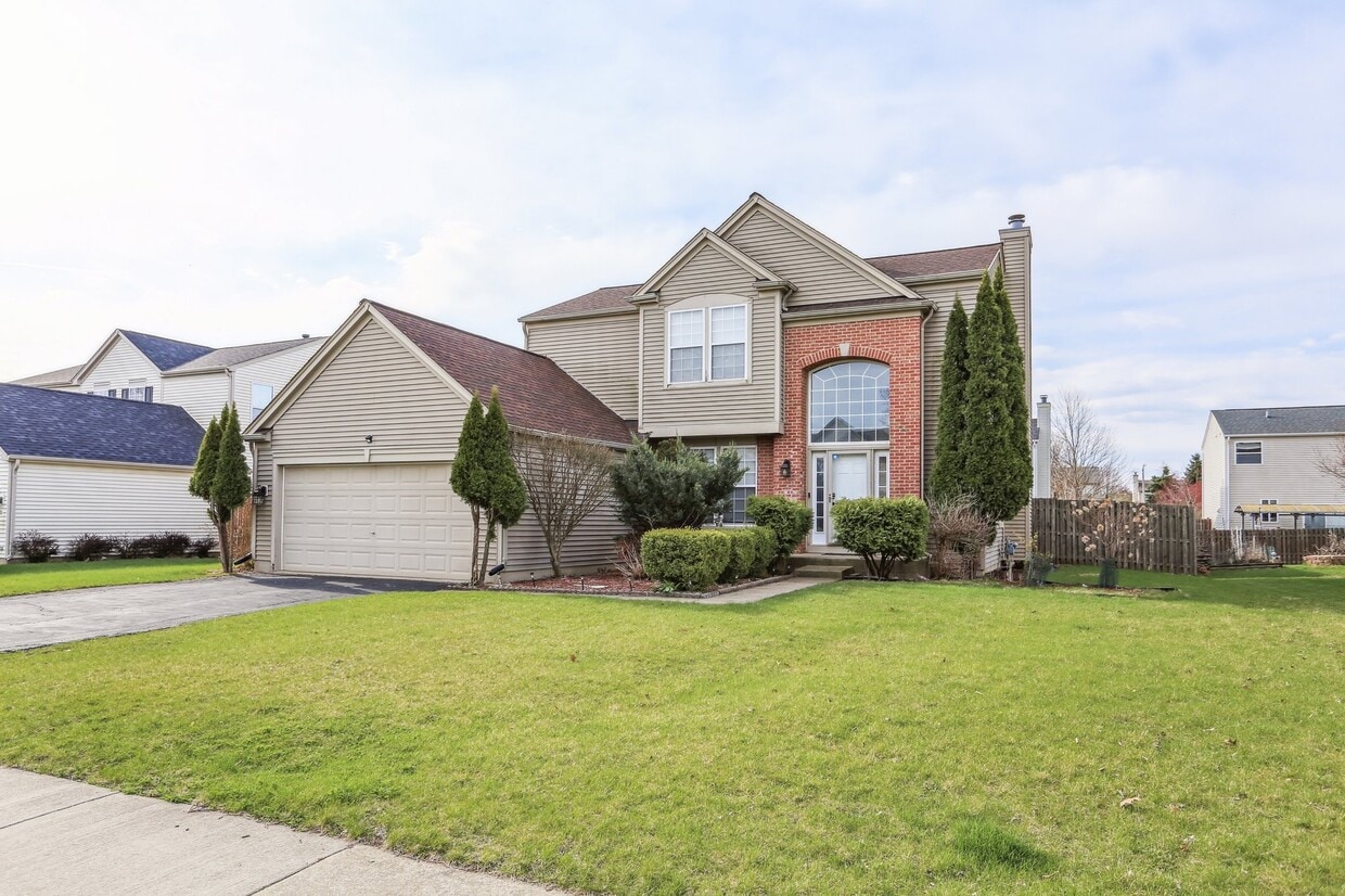 Photo - 25005 Armstrong Ln (Plainfield, IL)