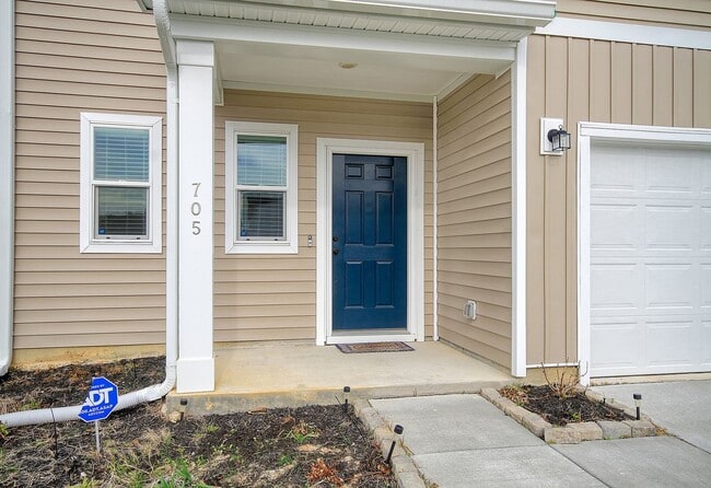 Photo - Spacious Moncks Corner Home