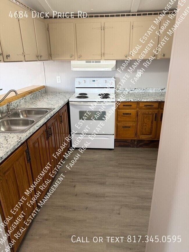 Photo - 4684 Dick Price Rd