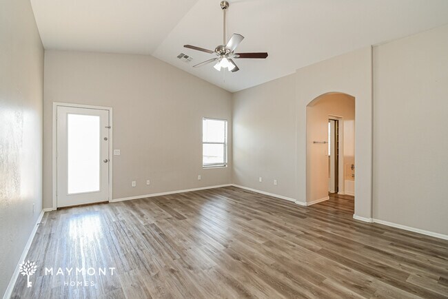 3834 E Rose Quartz Ln