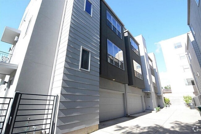 Building Photo - 4708 Crawford St Rental
