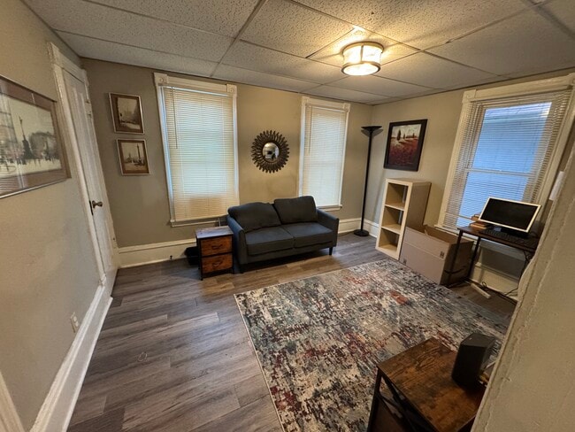 Photo - 344 16th Ave NE