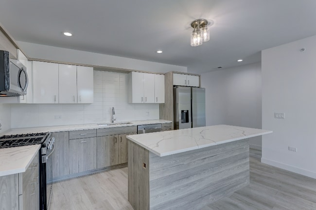 Photo - 8110 Lincoln Ave Unit 3E