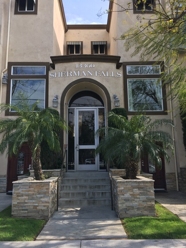 Complex entry door - 13360 Burbank Blvd Townhome