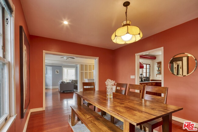 Photo - 453 Rialto Ave