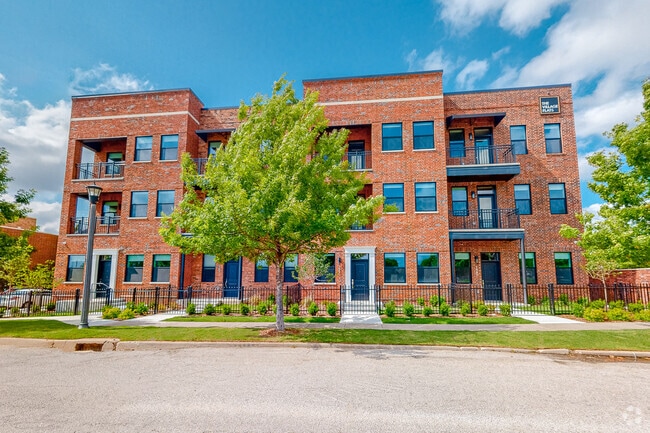 Building Photo - The Village Flats Rental