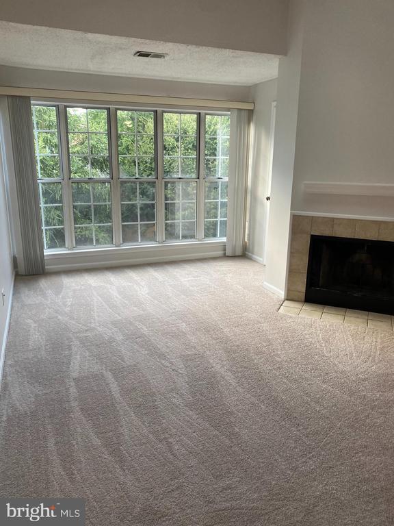 Building Photo - 12106 Greenway Ct Unit 302 Rental