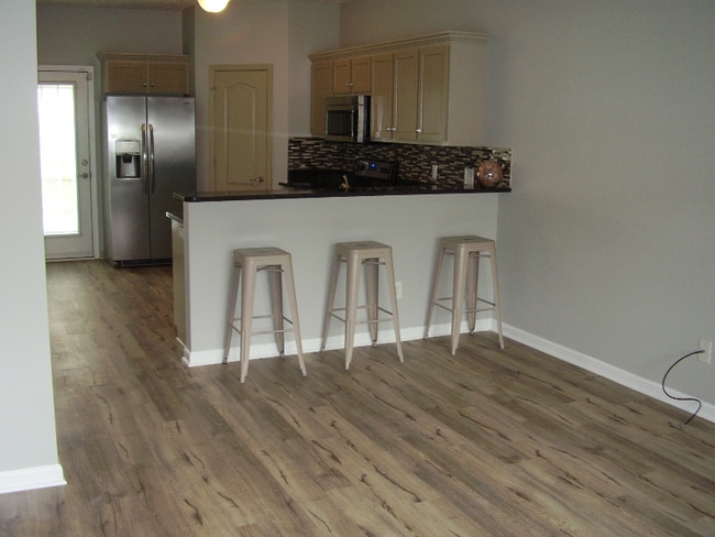 Photo - 2528 New Holland Cir