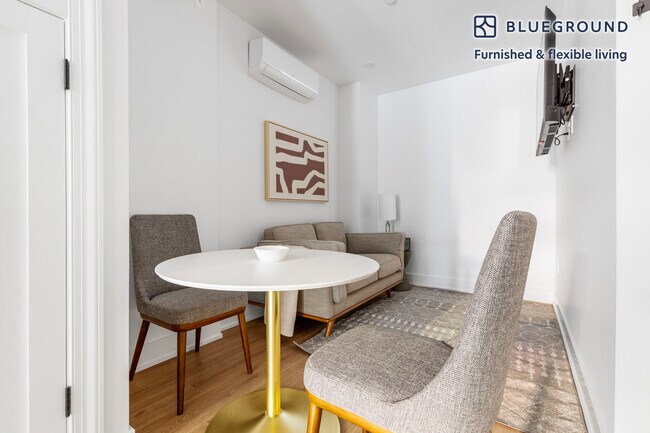 307 W 39th St Unit SI FL2-ID2117