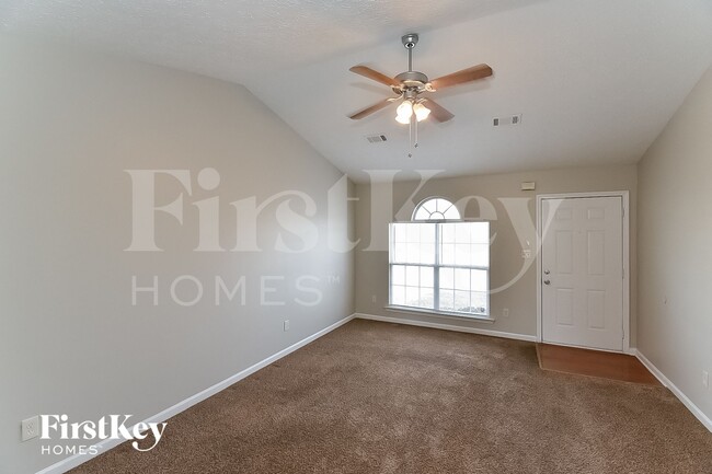 Photo - 824 Rock Shoal Ct