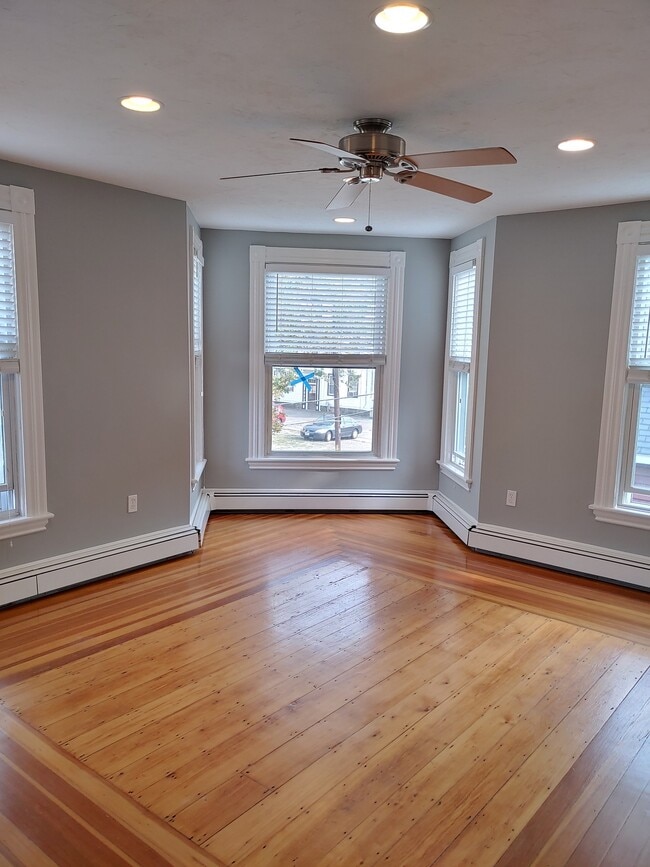 26 Hammond St Unit 26