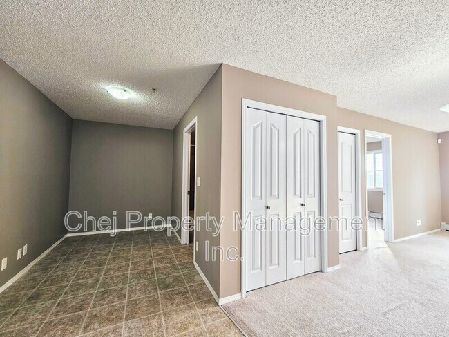 Photo - 12035-12022 22 Ave SW Unité 204