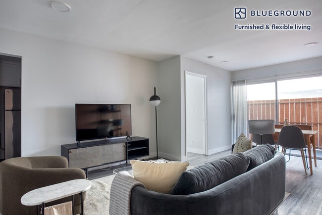 Photo - 616 N Sweetzer Ave Unit FL1-ID1185