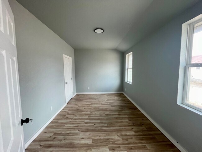 Photo - 2702 Observation Dr