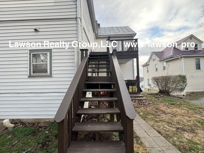 360 Mountain Ave SW Unidad Mountain 360 Unit B (Upper)