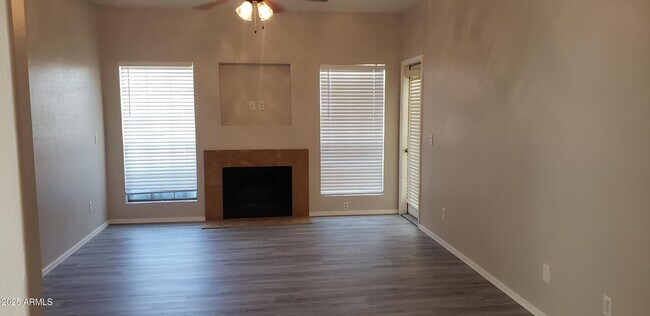 Photo - 14145 N 92nd St Unidad 1014