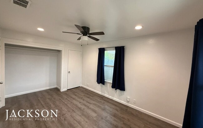 627 El Terino Ave