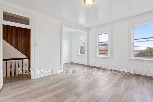 Photo - 1950 Lowrie St