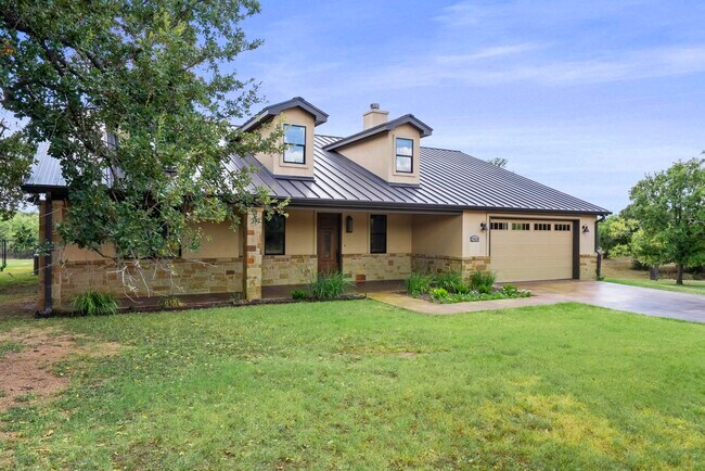 2924 Candace Cir