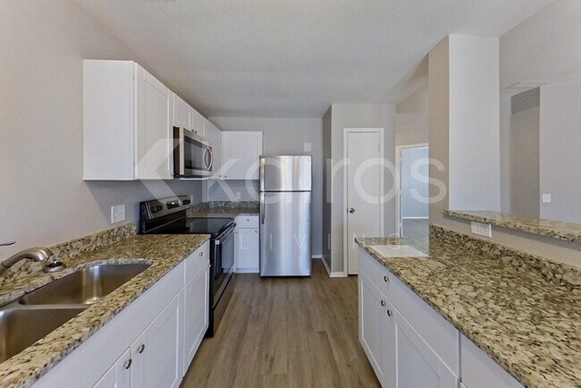 Photo - 1401 Alpine Dr