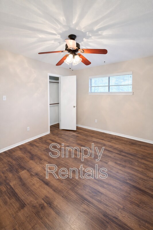 Photo - Stanford St 3102 - B