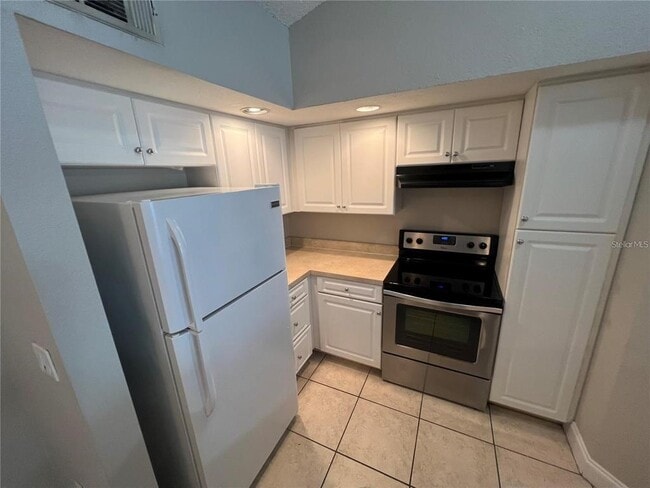 Photo - 4560 Commander Dr Unit 1333