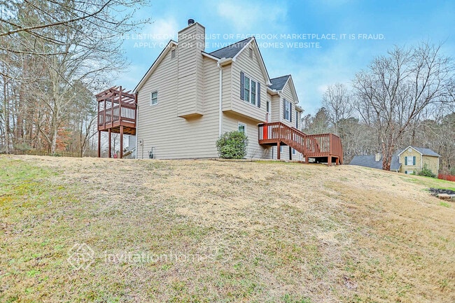 Building Photo - 126 Aztec Way SE