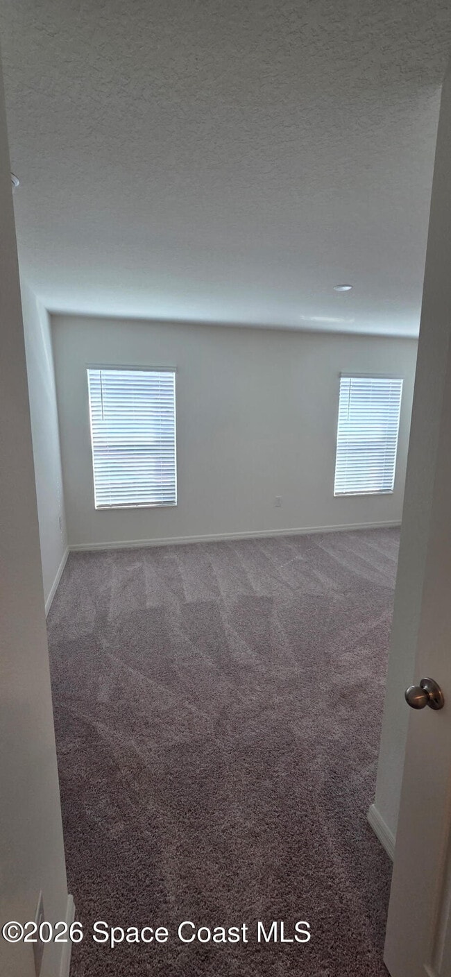 Photo - 2091 Vinifera Dr