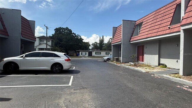 Photo - 1019 W Sumner St
