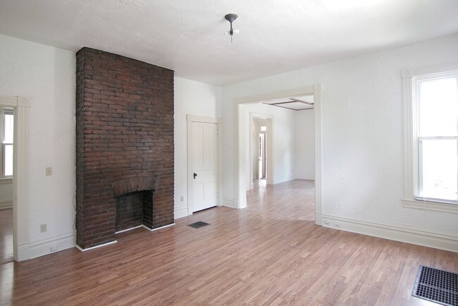 Photo - 201 Franklin Ave Unidad 1