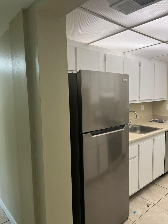 1880 N Congress Ave Condo Unit 103 Condo for Rent in West Palm Beach