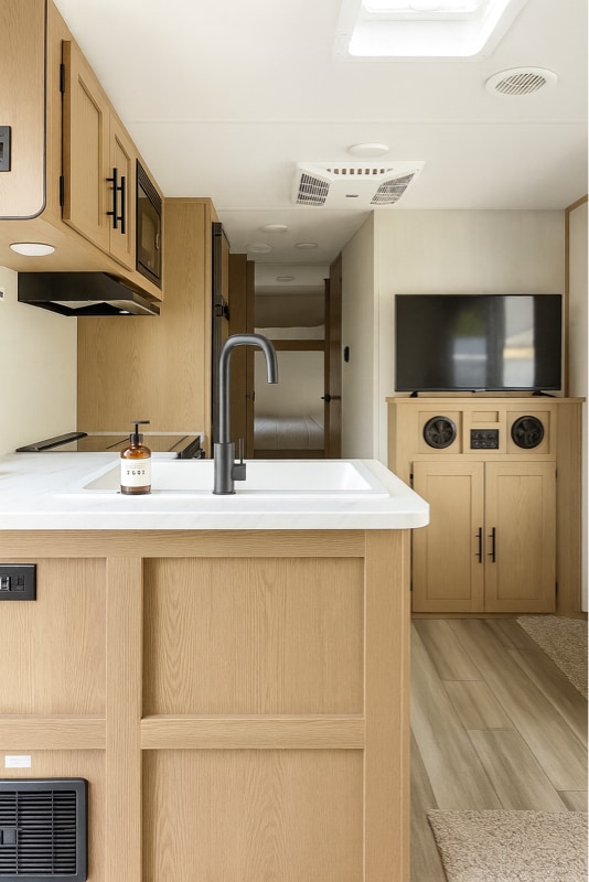 Photo - 1226 E 58th St