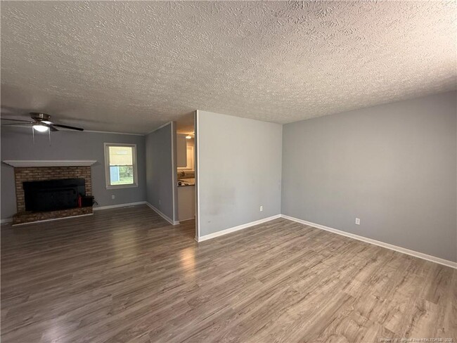 Photo - 1611 Diplomat Dr