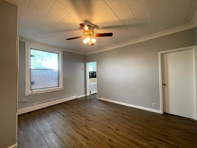 Photo - 2917 W Sedgley Ave