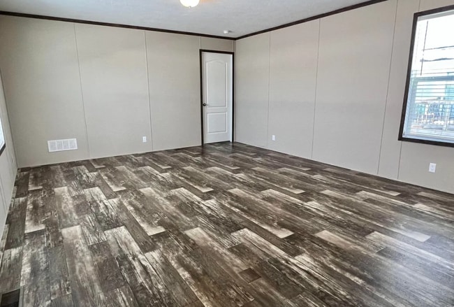 Photo - 6580 N Hampshire Dr