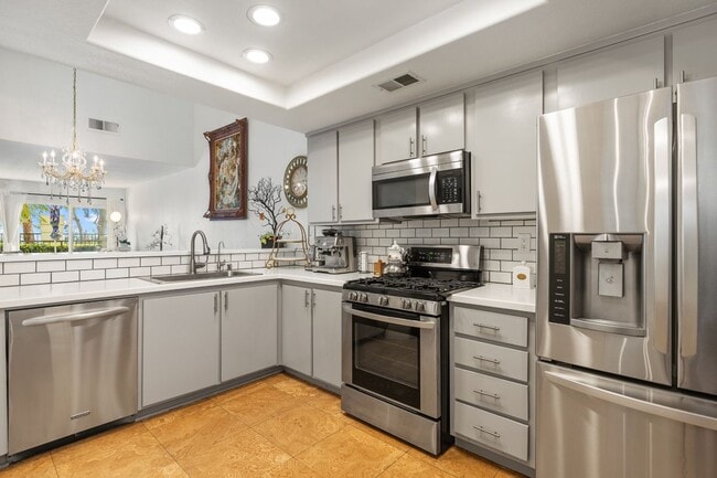 Building Photo - 26484 Verdugo
