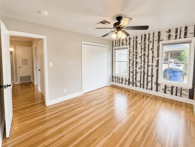 Photo - 7521 Delafield Ln