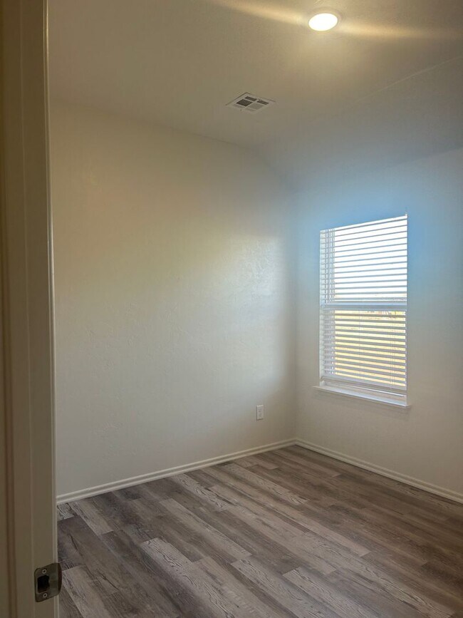 Photo - 1211 SW Oklahoma Ave Unit Apt B