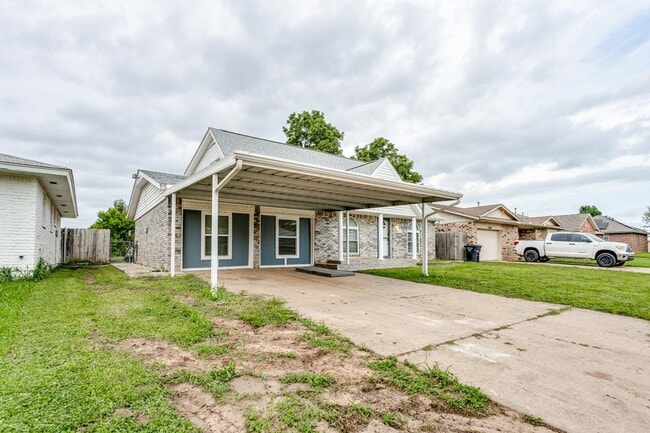 Photo - 1013 NW 6th St