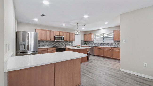 Photo - 43 Beacon Way