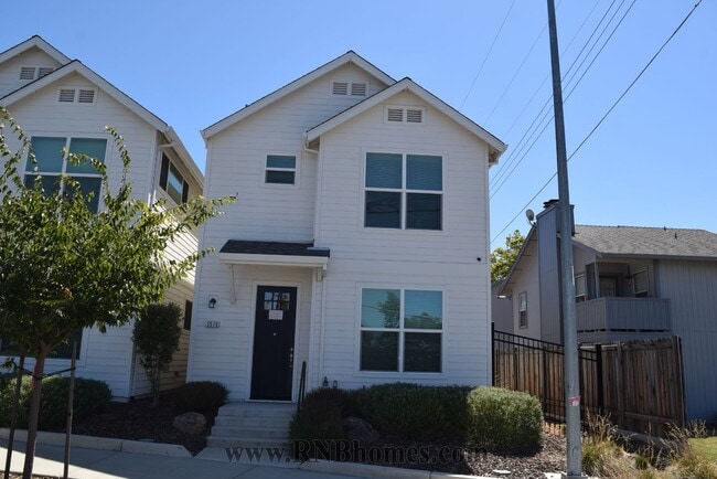 Building Photo - 5510 Brinef Dr