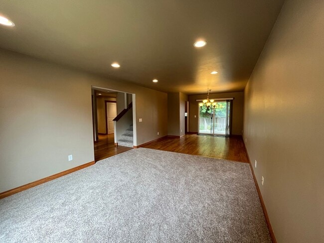Photo - 1661 Fruitland Dr