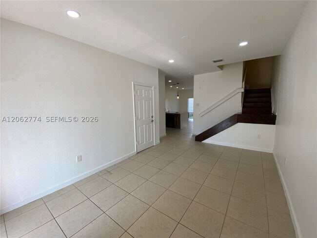 Photo - 343 NE 37th Terrace