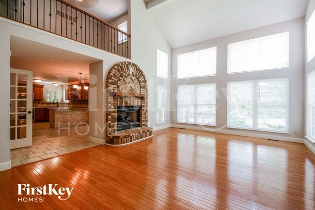 598 Woodchuck Ln