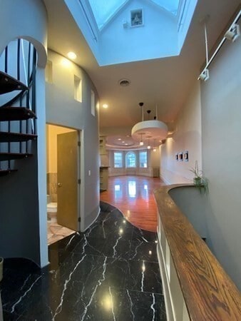 Photo - 171 Beacon St Unidad PH