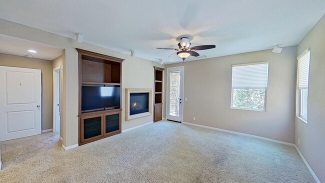 32 Meridian Dr