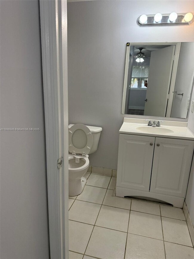 Photo - 11040 SW 196th St Unit 211
