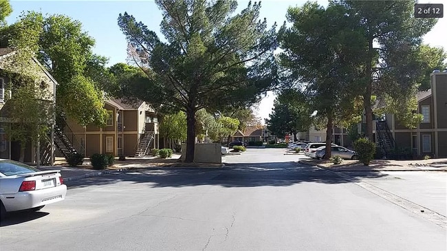 Photo - 4646 Tracylynn Ln Unidad B