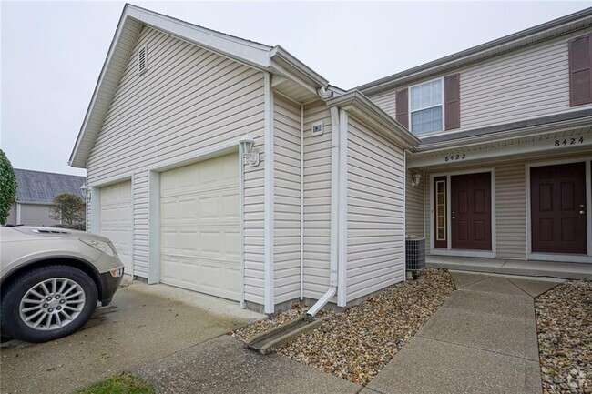 Building Photo - 8422 Hague Rd Rental